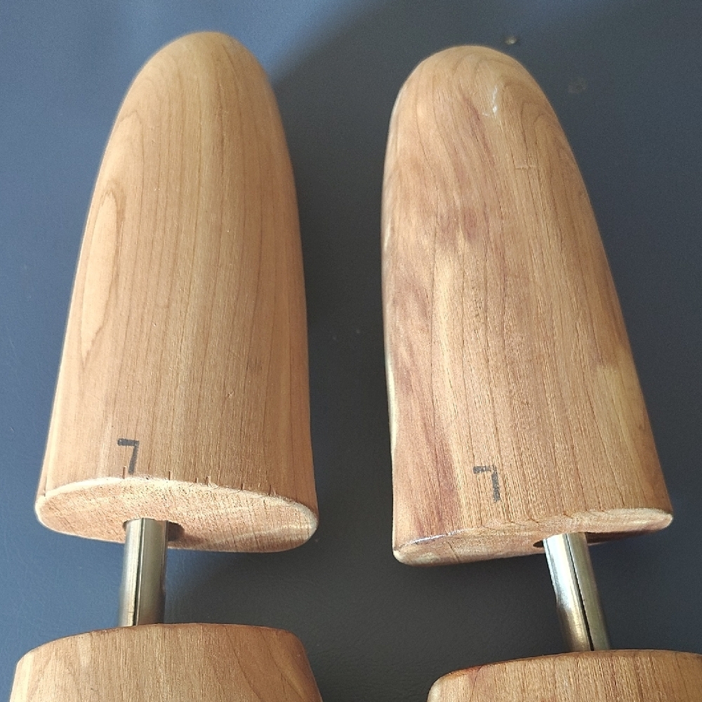 Vintage Mens Cedar 'Cooling' Shoe Trees Fits 10.5/11W - Picture 4 of 5